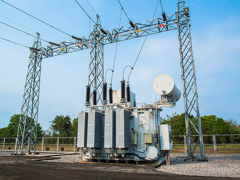 Miksi käyttää jännitteensäädintä?