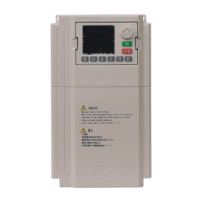 Erityinen taajuusmuuttaja tuulettimille ja pumpuille